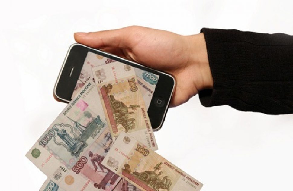 Рядовой запаса Бондаренко совершил кражу с мобильного банка сослуживца
